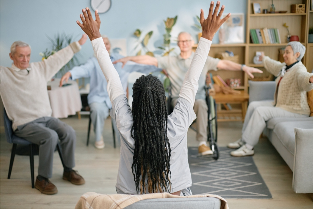 Seated Stretching Exercises for Seniors: A Simple Daily Routine to Reduce Stiffness